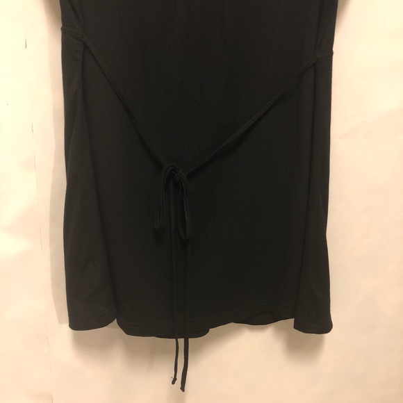 H&M Black Top - Large - V-neck - Tie Back - Picture 4 of 8